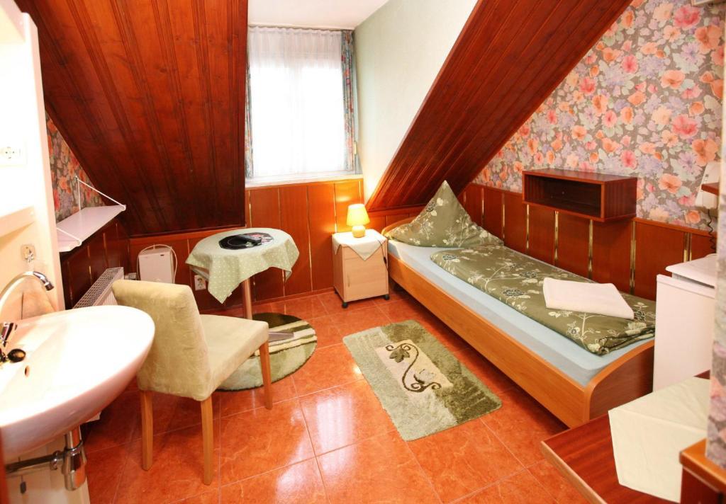 Hotel-Pension Klaer Spira Pokój zdjęcie